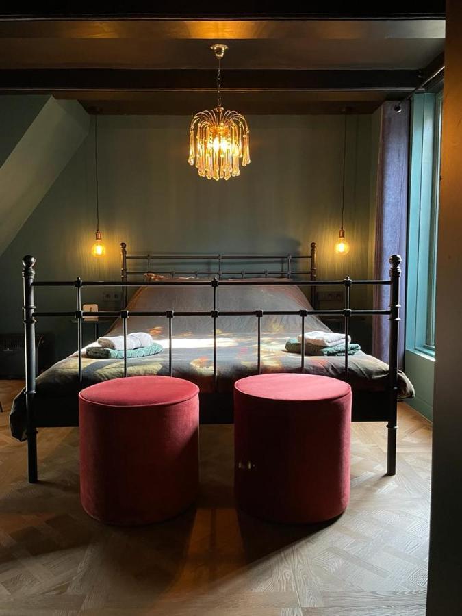 B&B Suupmarkt 도쿰 외부 사진