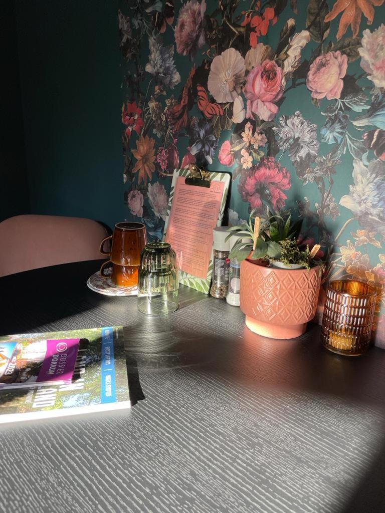 B&B Suupmarkt 도쿰 객실 사진