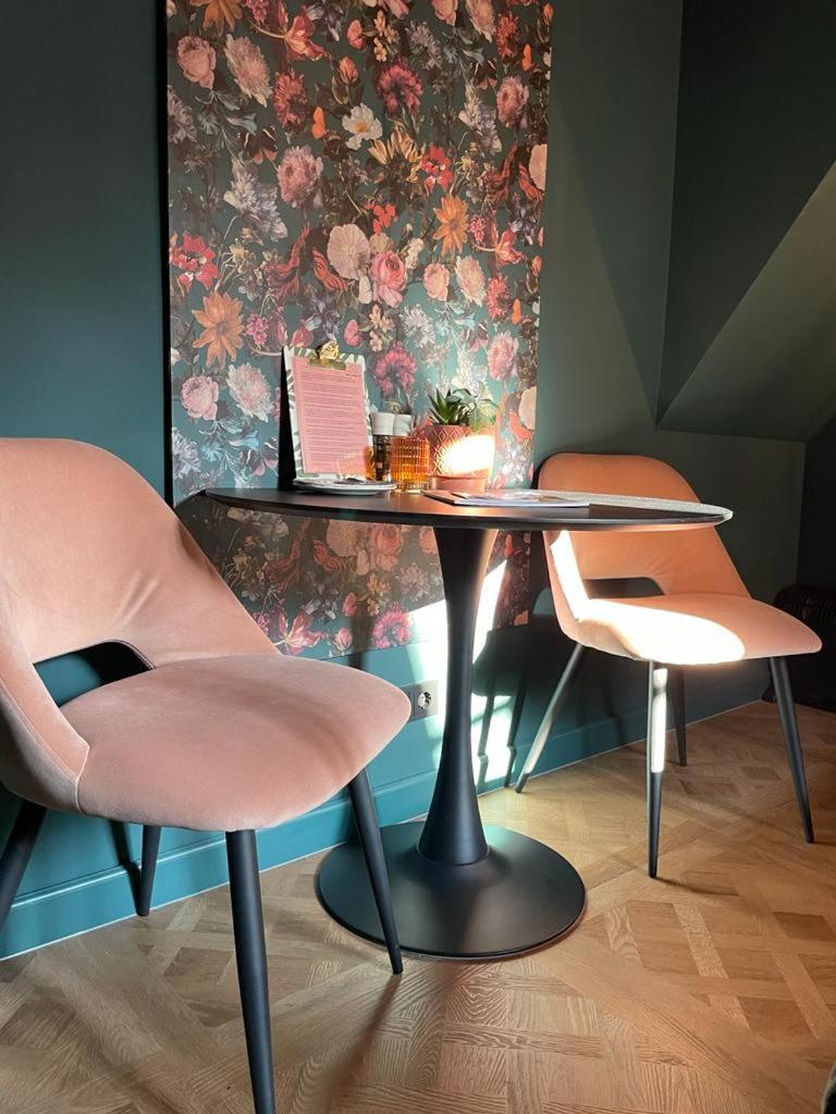 B&B Suupmarkt 도쿰 객실 사진