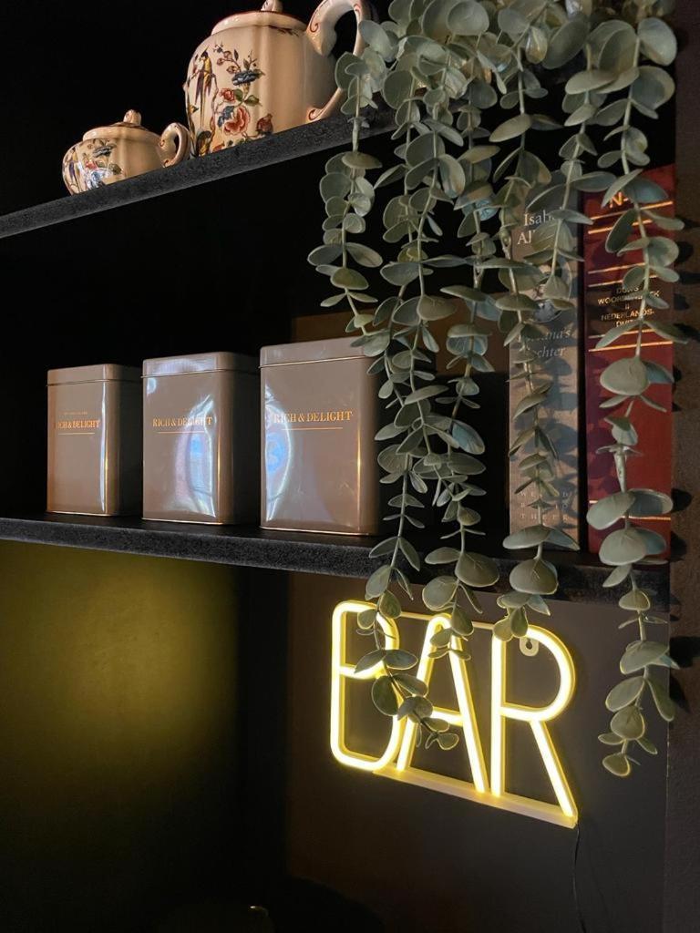 B&B Suupmarkt 도쿰 객실 사진